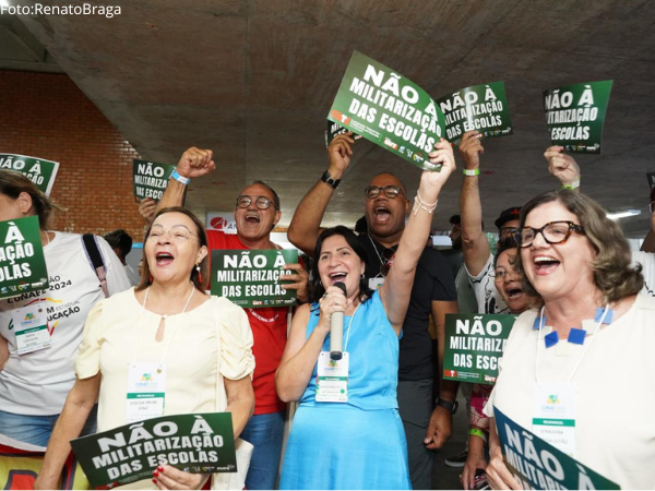 Ato contra militarização de escolas e mostra de projetos: saiba como foram as atividades extra-debates da CNTE no segundo dia de Conae 2024
